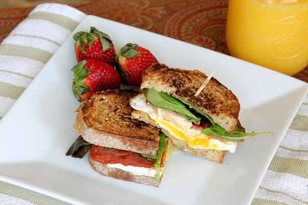 Как приготовить диетические бутерброды на завтрак: описание рецептов с фото