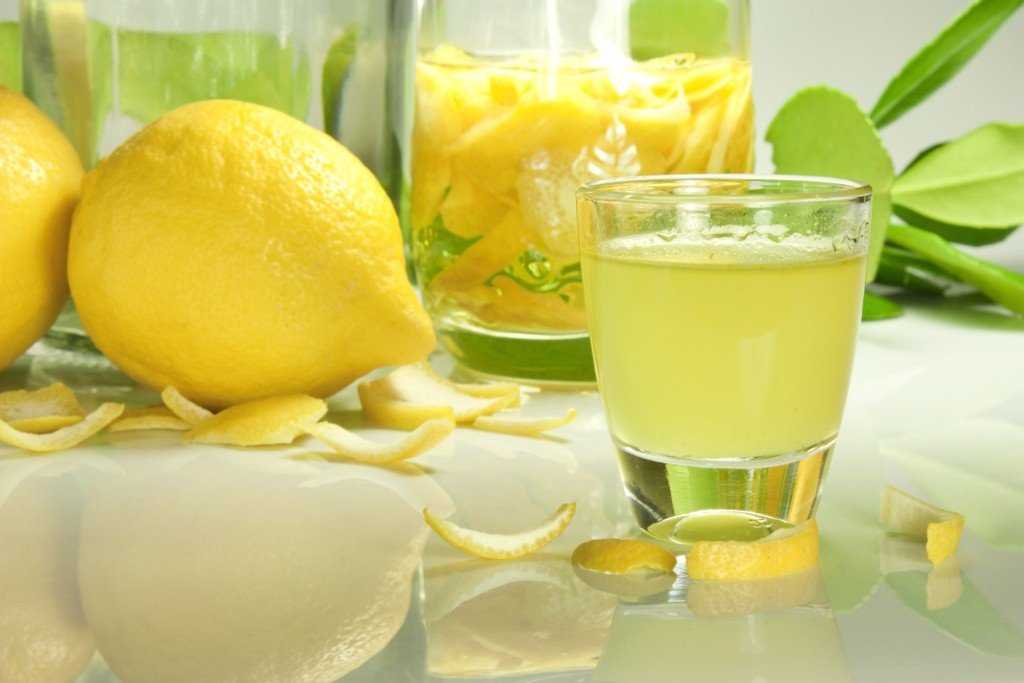 Водка лимонная в домашних условиях - универсальный рецепт