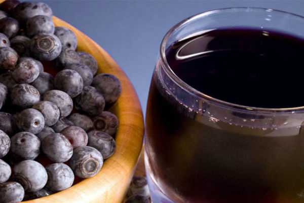 Вино из ягод голубики — домашние рецепты