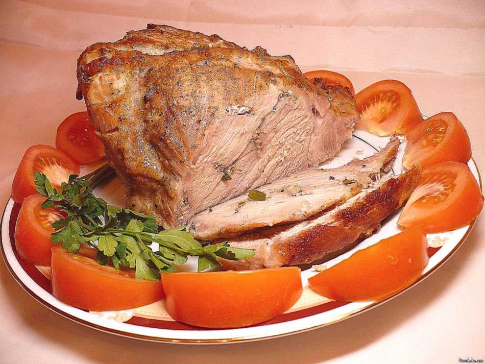 Карбонат свиной в духовке рецепт с фото пошагово - 1000.menu