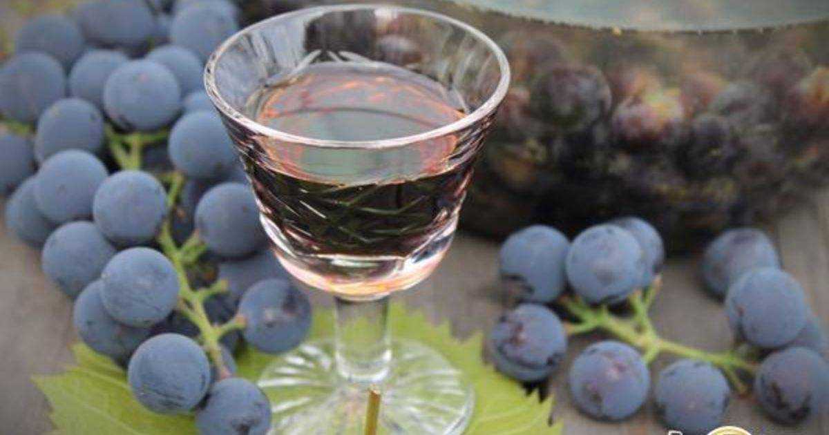 Как сделать настойку из винограда на водке и спирту