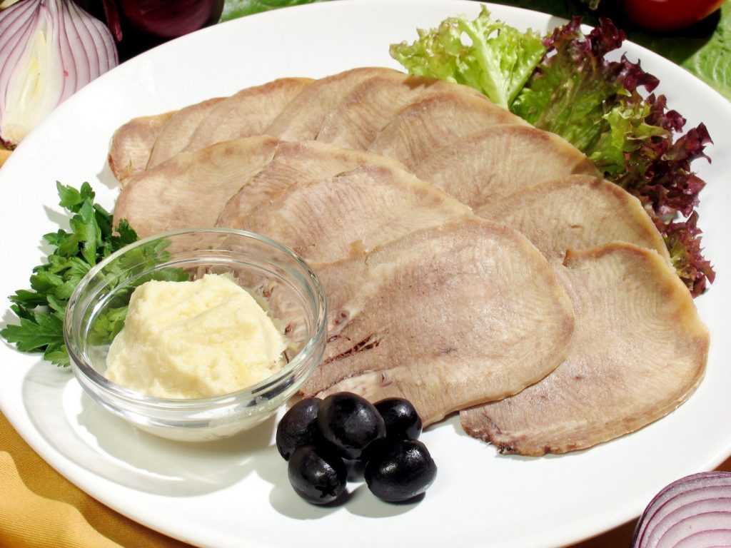Язык маринованный свиной рецепт с фото пошагово - 1000.menu