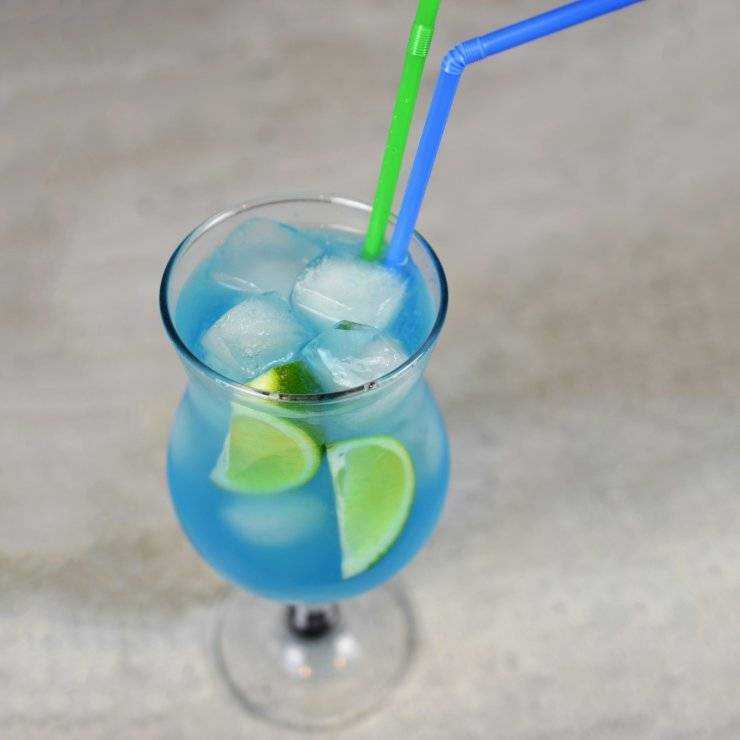 Голубая лагуна коктейль рецепт с фото пошагово и видео - 1000.menu