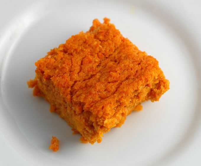 Детский пудинг с манкой — 5 рецептов с творогом, морковью и яблоками