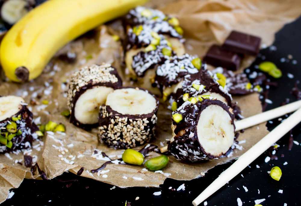Быстрый десерт бананы в шоколаде рецепт с фото - 1000.menu