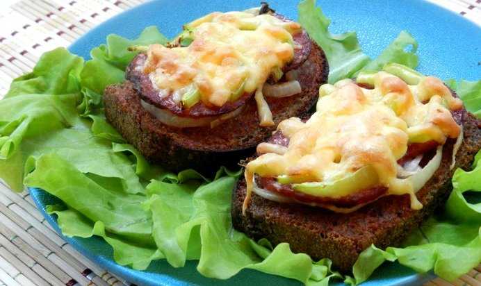 Горячие бутерброды на сковороде — рецепты с сыром, картошкой, яйцом - четыре вкуса - медиаплатформа миртесен