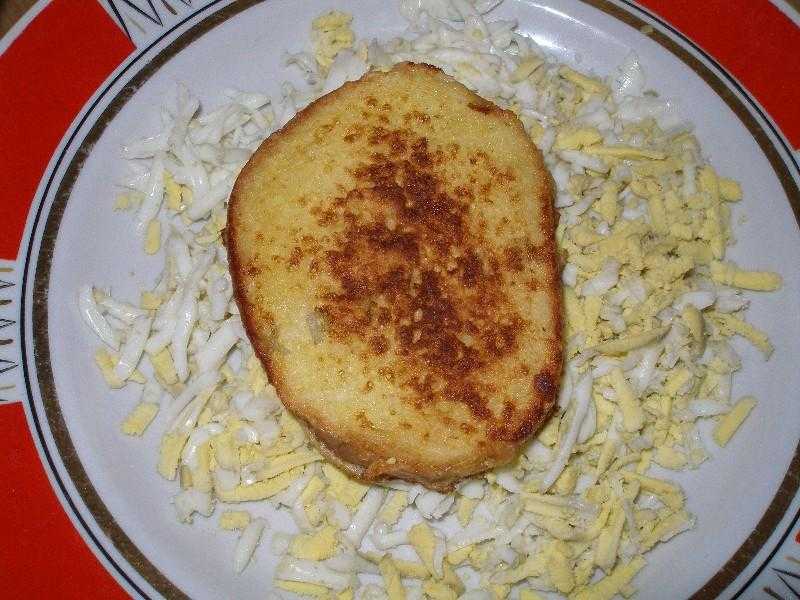 Быстрые горячие бутерброды с сыром и яйцом рецепт с фото - 1000.menu