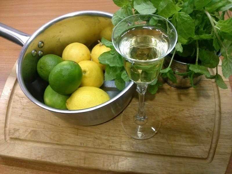 Лимонная настойка на самогоне – рецепт приготовления