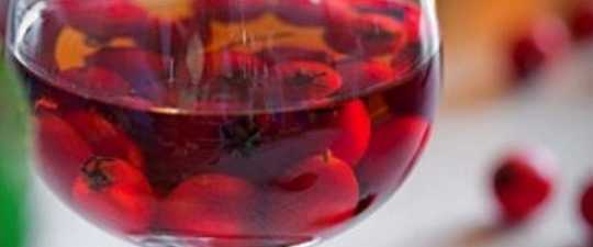 Как приготовить вкусное вино из боярышника? домашнее вино из боярышника.