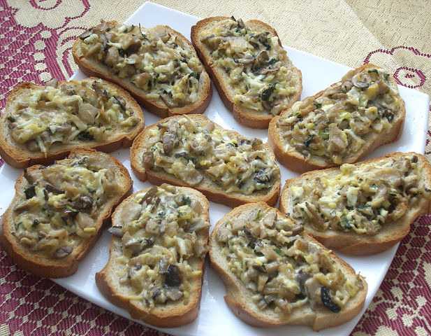 Бутерброды с грибами: пошаговый рецепт с фото