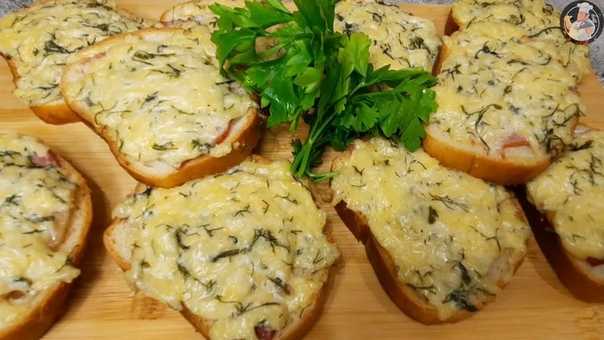 Идеальный и простой завтрак и закуска: рецепты горячих бутербродов с сыром