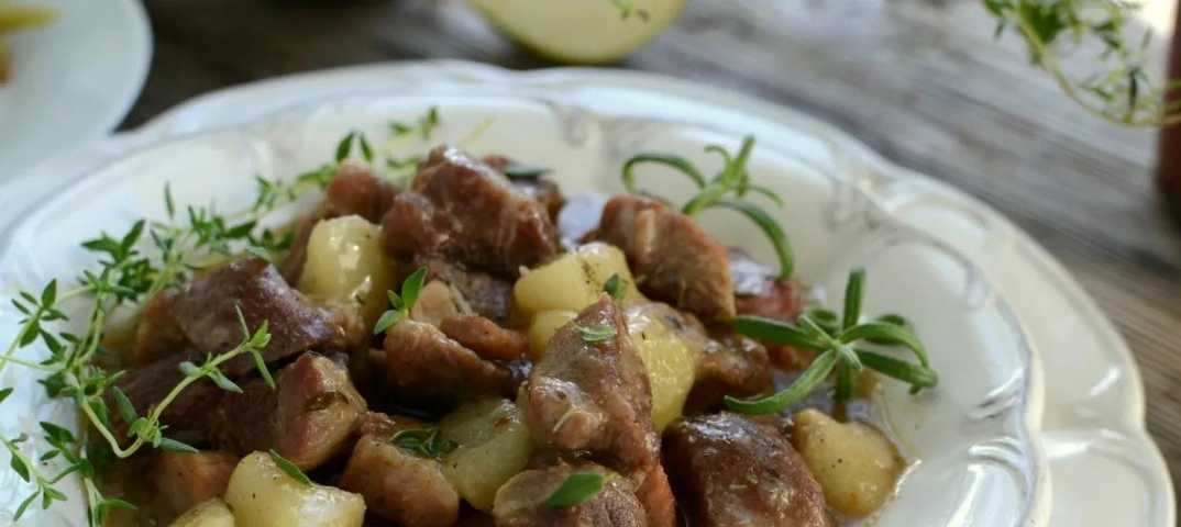 Свиная вырезка в духовке - 10 рецептов запеченного мяса