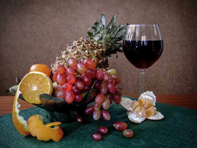 Вино к фруктам — сочетания красного и белого вина с разными фруктами