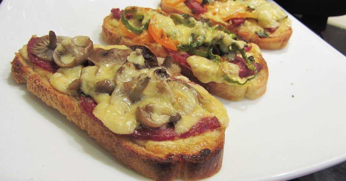 Бутерброды с помидорами - легкий завтрак или блюдо для быстрого перекуса: рецепты с фото и видео