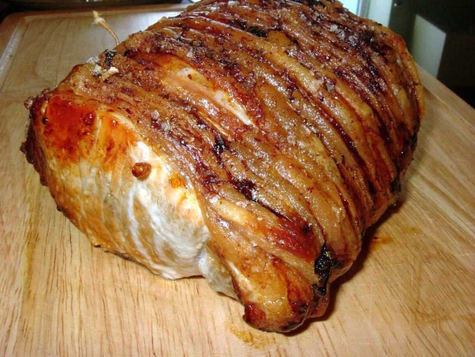 Свинина запеченная в фольге в мультиварке рецепт с фото пошагово - 1000.menu
