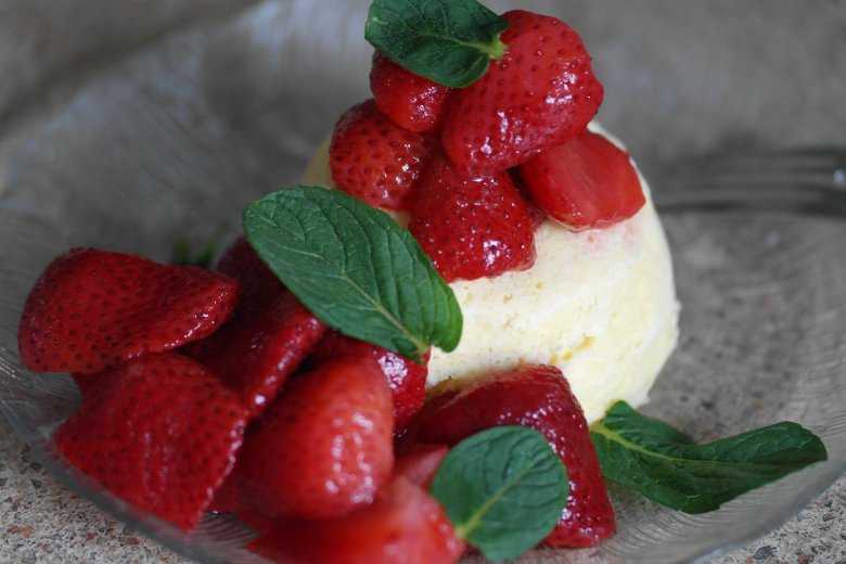 Десерты с клубникой: рецепты с фото для сладкого лета