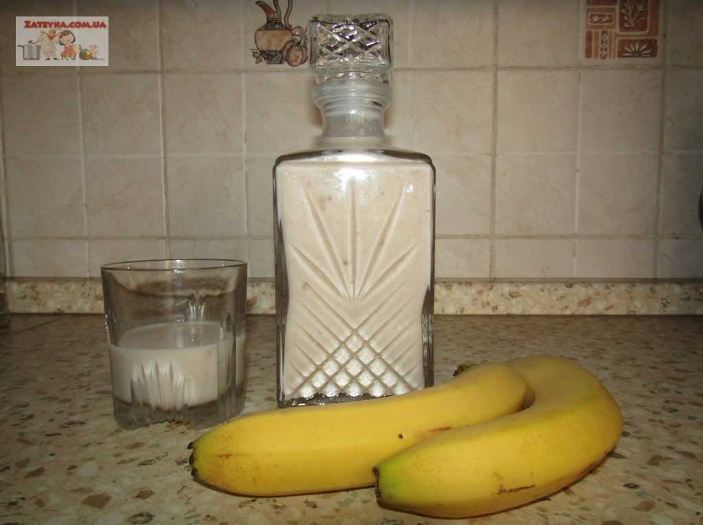 Рецепты бананового ликера и коктейлей на его основе