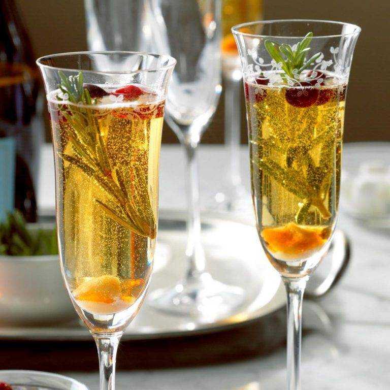Новогодние коктейли: топ-25 рецептов алкогольных и безалкогольных напитков
