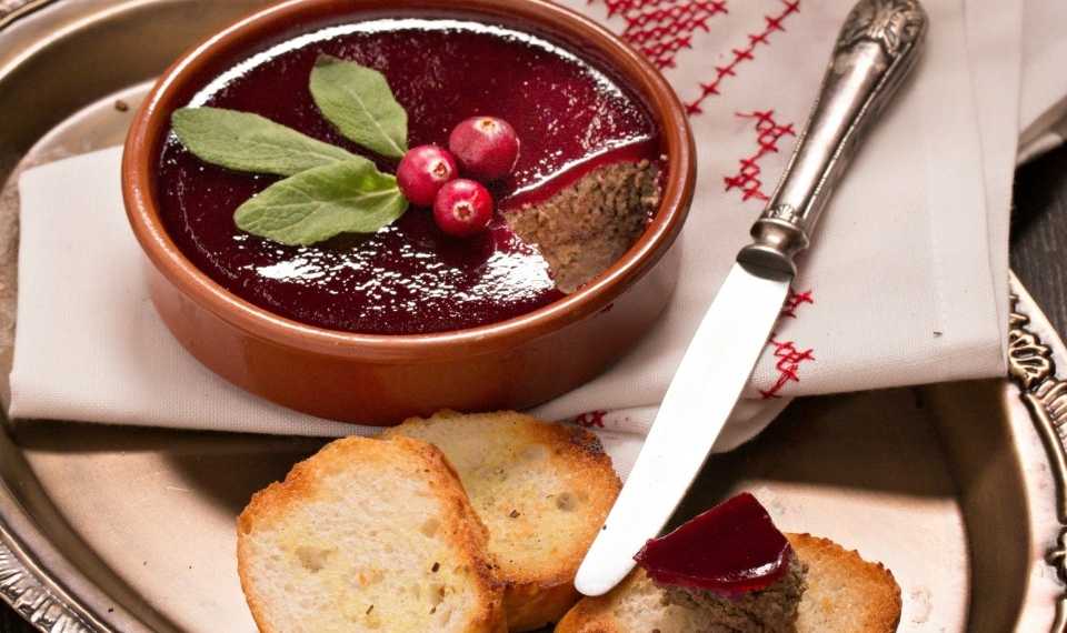 7 лучших рецептов приготовления на зиму желе из брусники