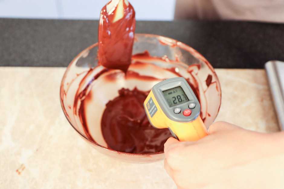 Как растопить шоколад для макания - wikihow