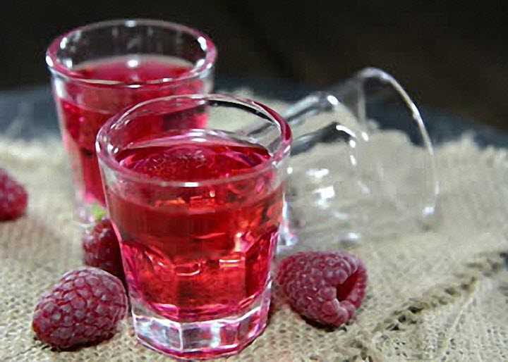 Настойка из ягод малины на спирту – как правильно пить