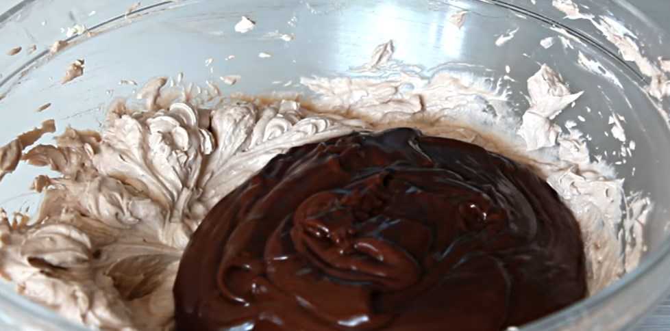 Шоколадный крем-чиз для торта: рецепт на сливках, масле, маскарпоне