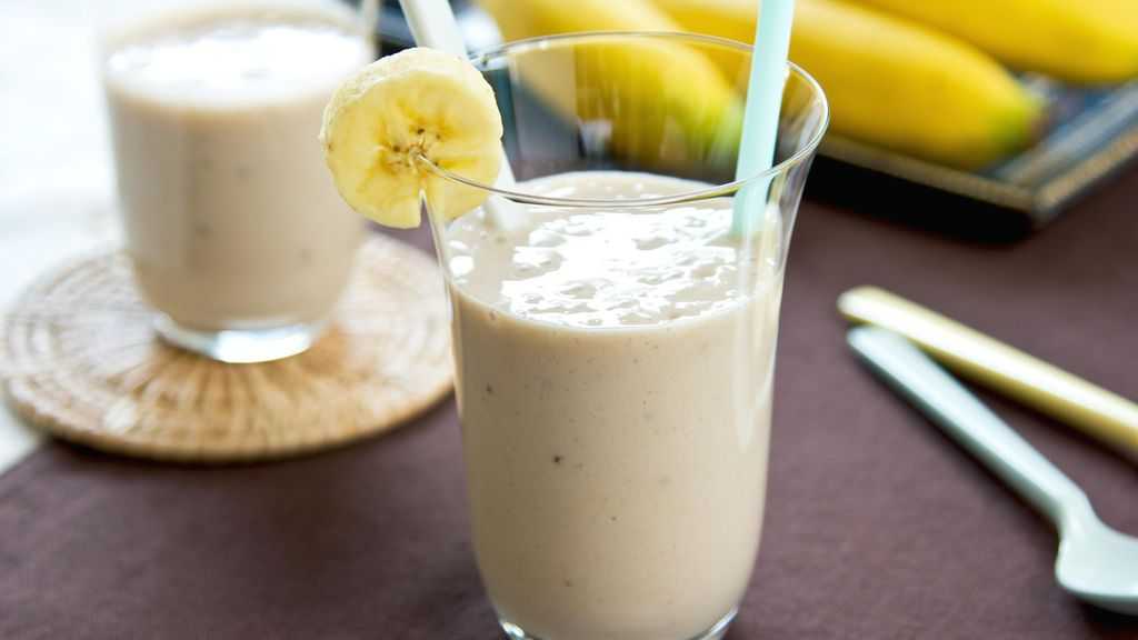 Банановый коктейль молочный рецепт с фото пошагово и видео - 1000.menu