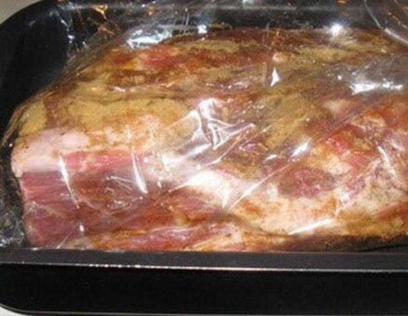 Как приготовить карбонат из свинины в духовке