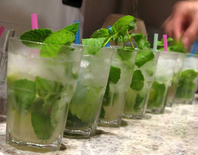 Алкогольный «мохито»  – рецепт приготовления вкусного коктейля