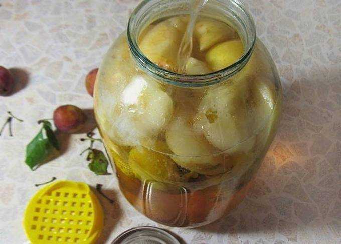 Сливово-яблочный компот - пошаговый рецепт приготовления с фото