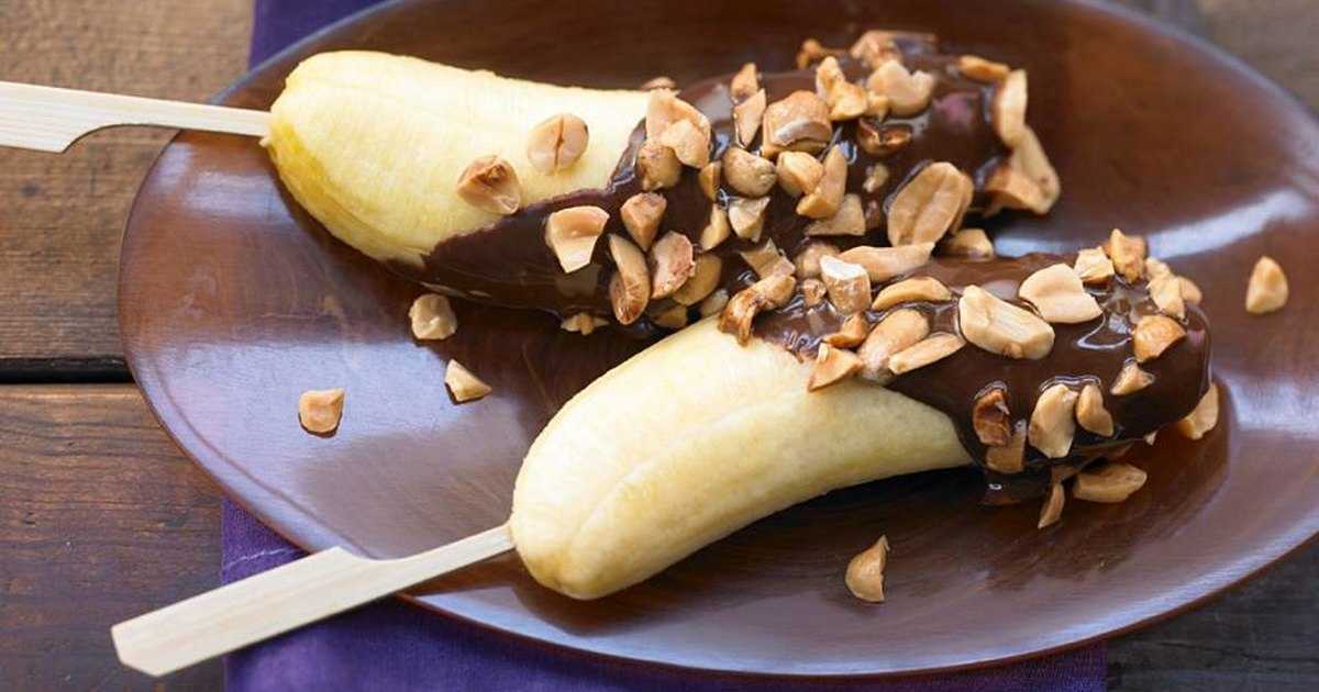 Бананы залитые шоколадом