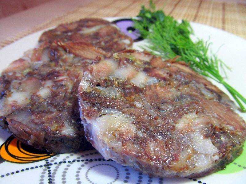 Зельц из свиной головы в домашних условиях: традиционные рецепты приготовления сальтисона
