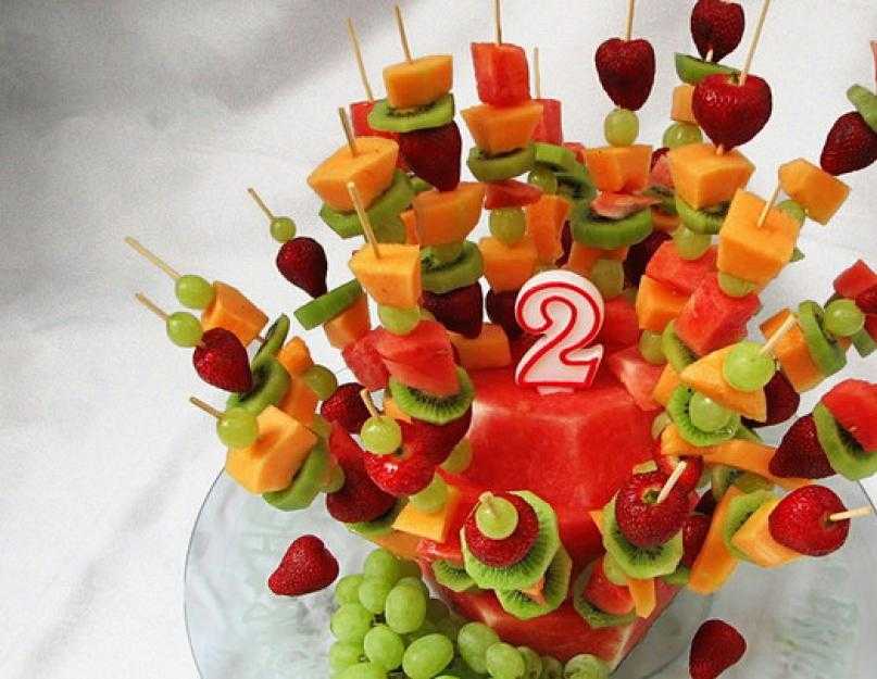 Рецепты канапе из фруктов на шпажках для детей (54 фото): канапе для детского дня рождения