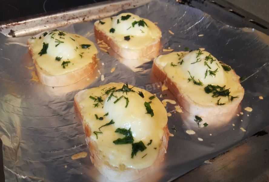 Бутерброды с яйцом сыром
