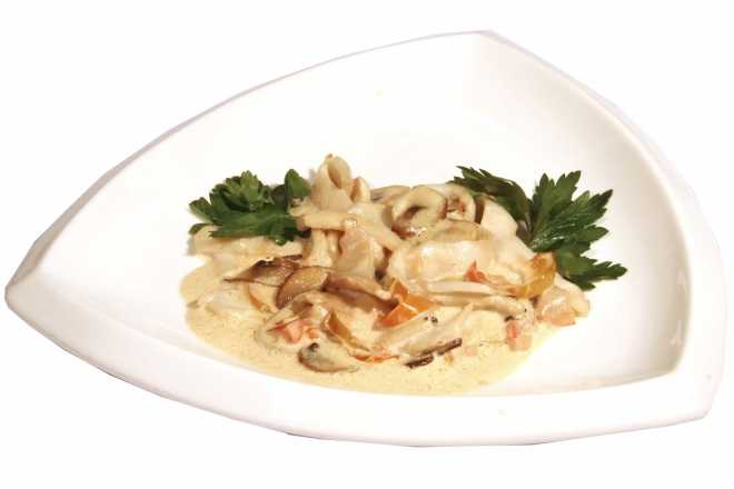 Паста с кальмарами – фирменные рецепты итальянской кухни