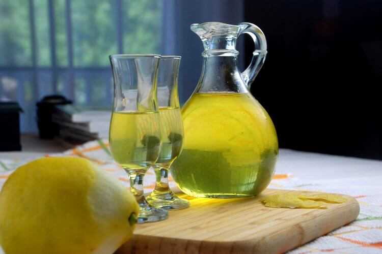Рецепт приготовления лимончелло в домашних условиях