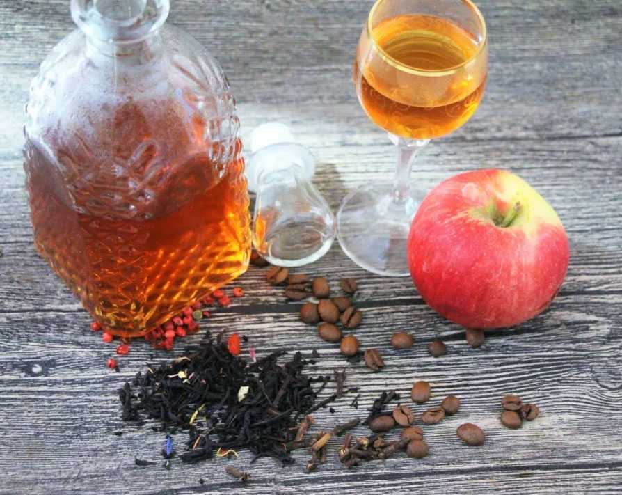 Настойка гранатовая на самогоне, водке, спирту, коньяке — 13 лучших рецептов с пошаговым приготовлением