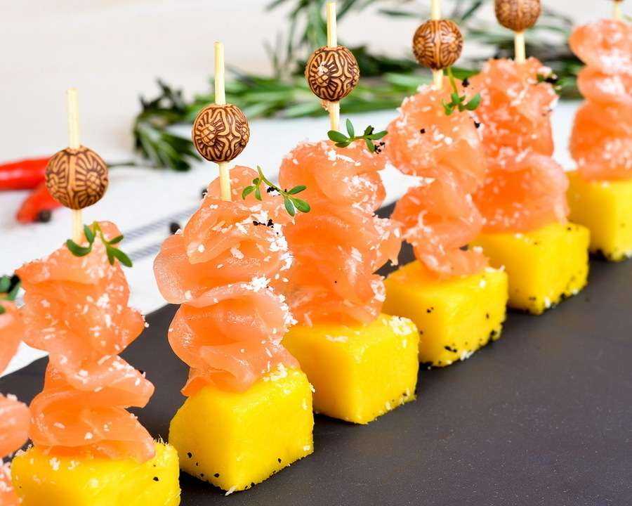 Бутерброды с красной рыбой: рецепты с фото, оформление для праздничного стола