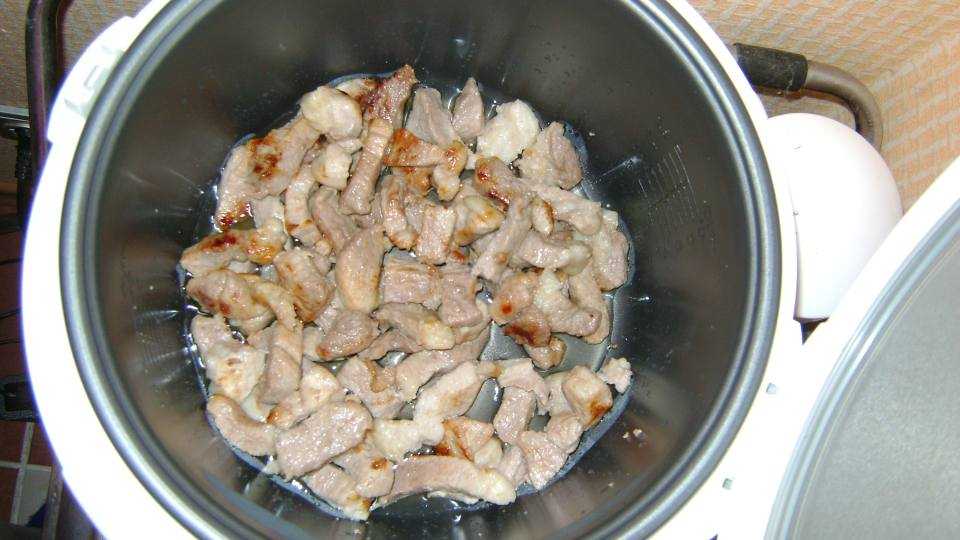Как вкусно приготовить свиной язык в мультиварке и духовке