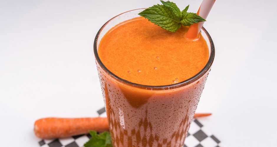Свежевыжатый сок морковный: польза и вред, как правильно и сколько можно пить