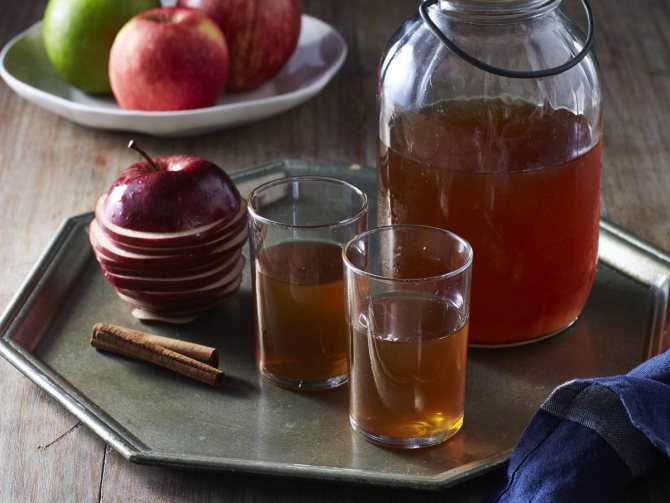 Яблочная настойка и наливка — 9 рецептов в домашних условиях