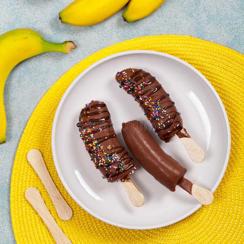 Как сделать бананы в шоколаде на палочке (13 рецептов с фото)