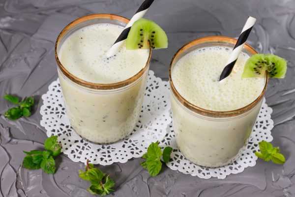 Молочный коктейль с фруктами — пошаговый рецепт с фото