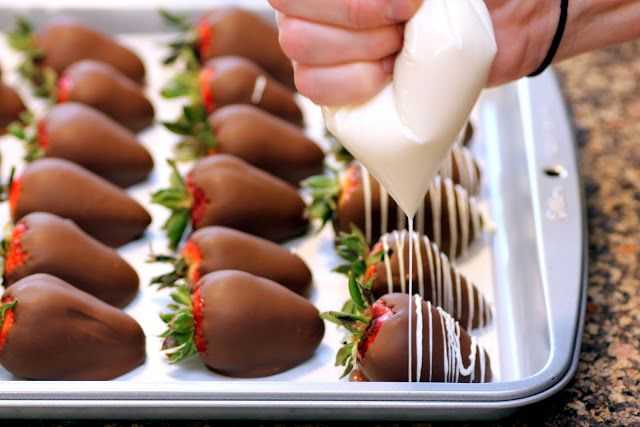 Клубника в шоколаде – 6 рецептов, как сделать изысканный десерт своими руками
