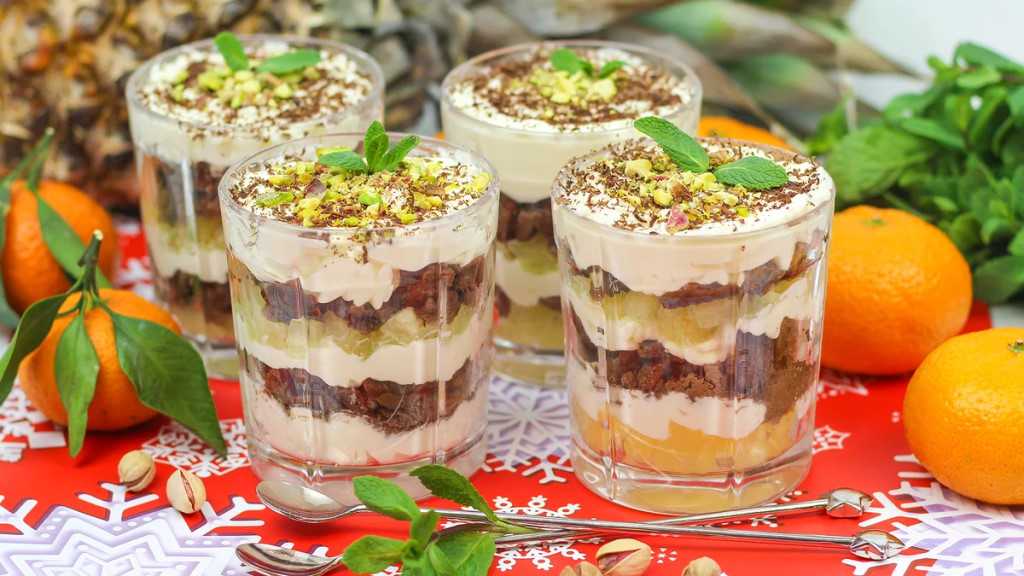 Трайфлы в стаканчиках - рецепты шоколадного, карамельного и муссового десерта