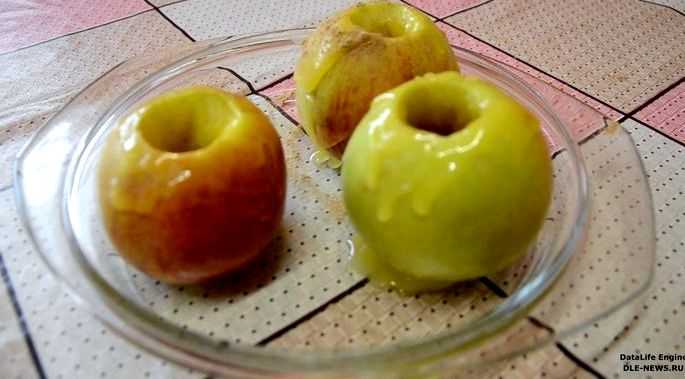 Рецепт запеченных яблок в микроволновке