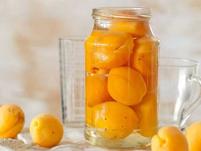 Компот из вишни и абрикосов на зиму - 5 пошаговых фото в рецепте