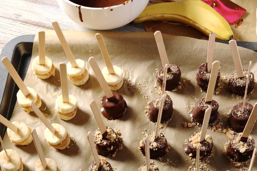 Готовим бананы в шоколаде: поиск по ингредиентам, советы, отзывы, пошаговые фото, подсчет калорий, удобная печать, изменение порций, похожие рецепты