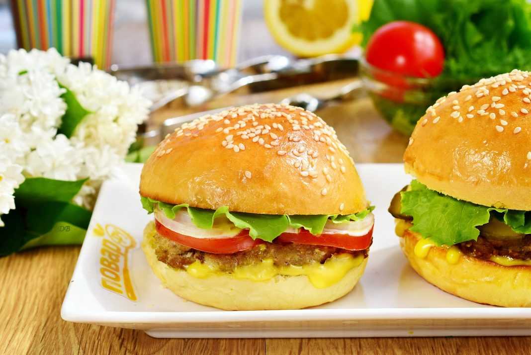 Гамбургеры (бургеры), 40 рецептов, фото-рецепты / готовим.ру