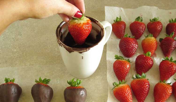 Клубника в шоколаде в домашних условиях: фото и рецепт, как приготовить клубнику в шоколаде